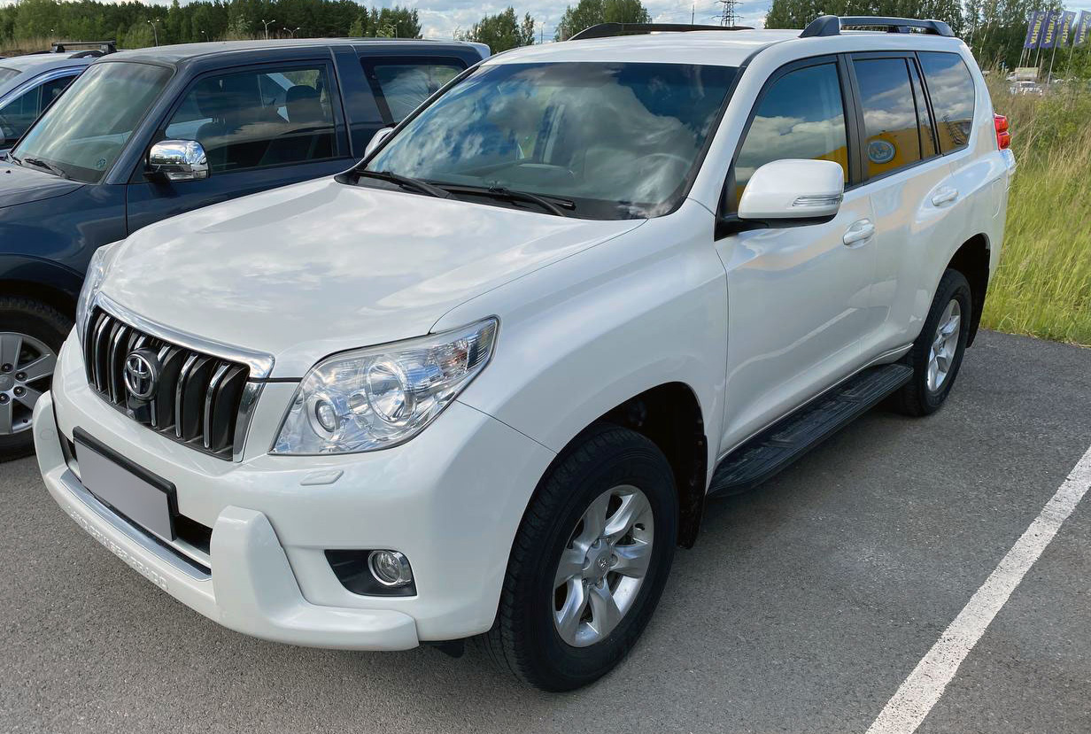 Прокат Toyota Land Cruiser Prado в Севастополе без водителя - 5000 в день