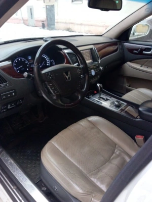Hyundai Equus